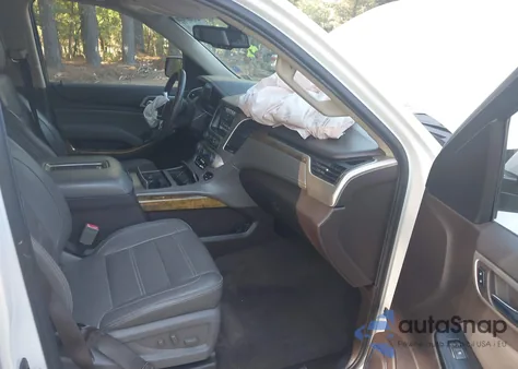 2017 GMC Yukon Xl Denali z USA, uszkodzony, nr VIN 1GKS2HKJ7HR178961